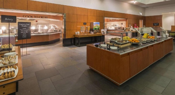 Embassy Suites by Hilton Chicago Magnificent Mile image 25